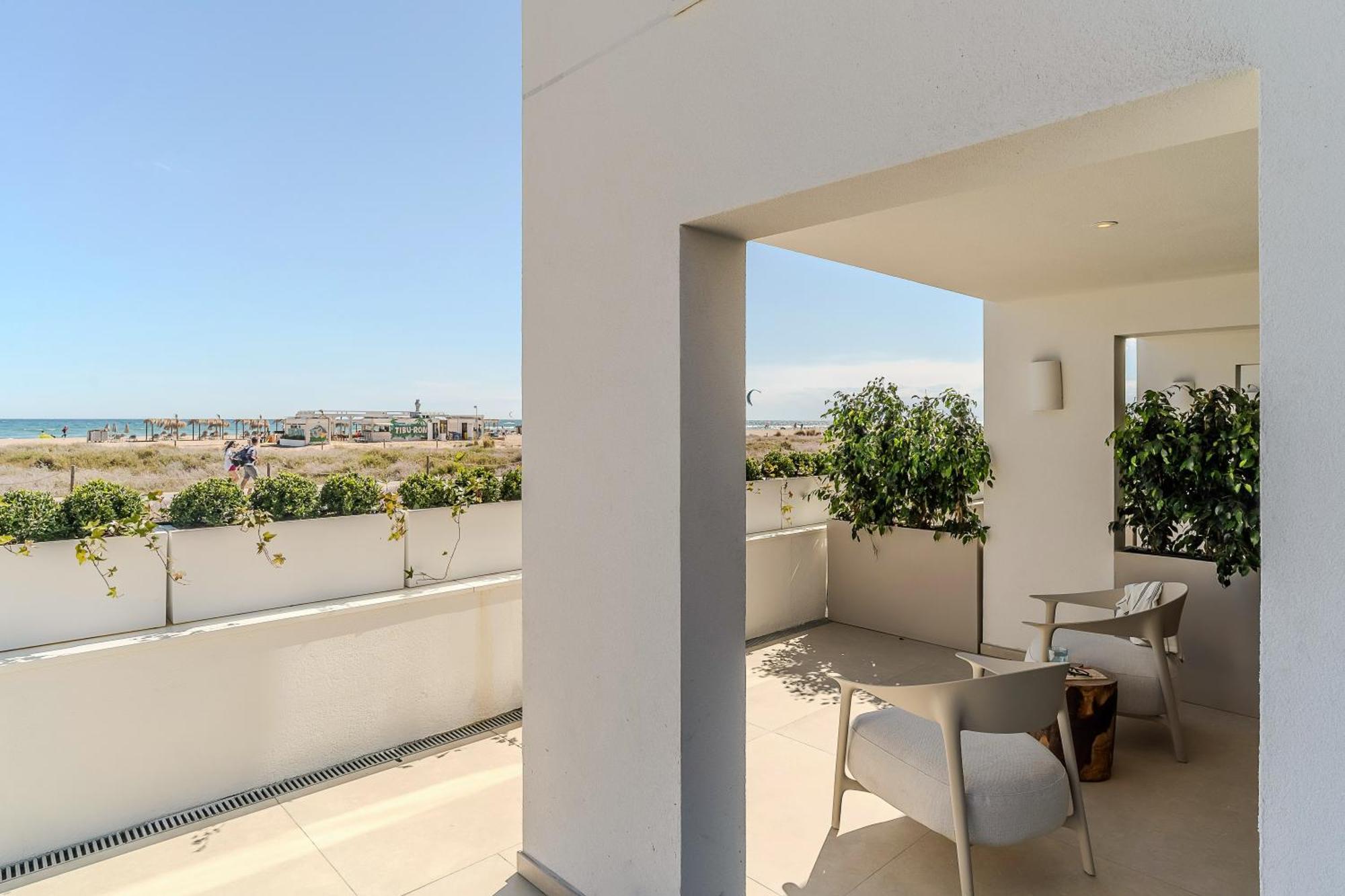 Apartamentos Azul Castelldefels Luaran gambar
