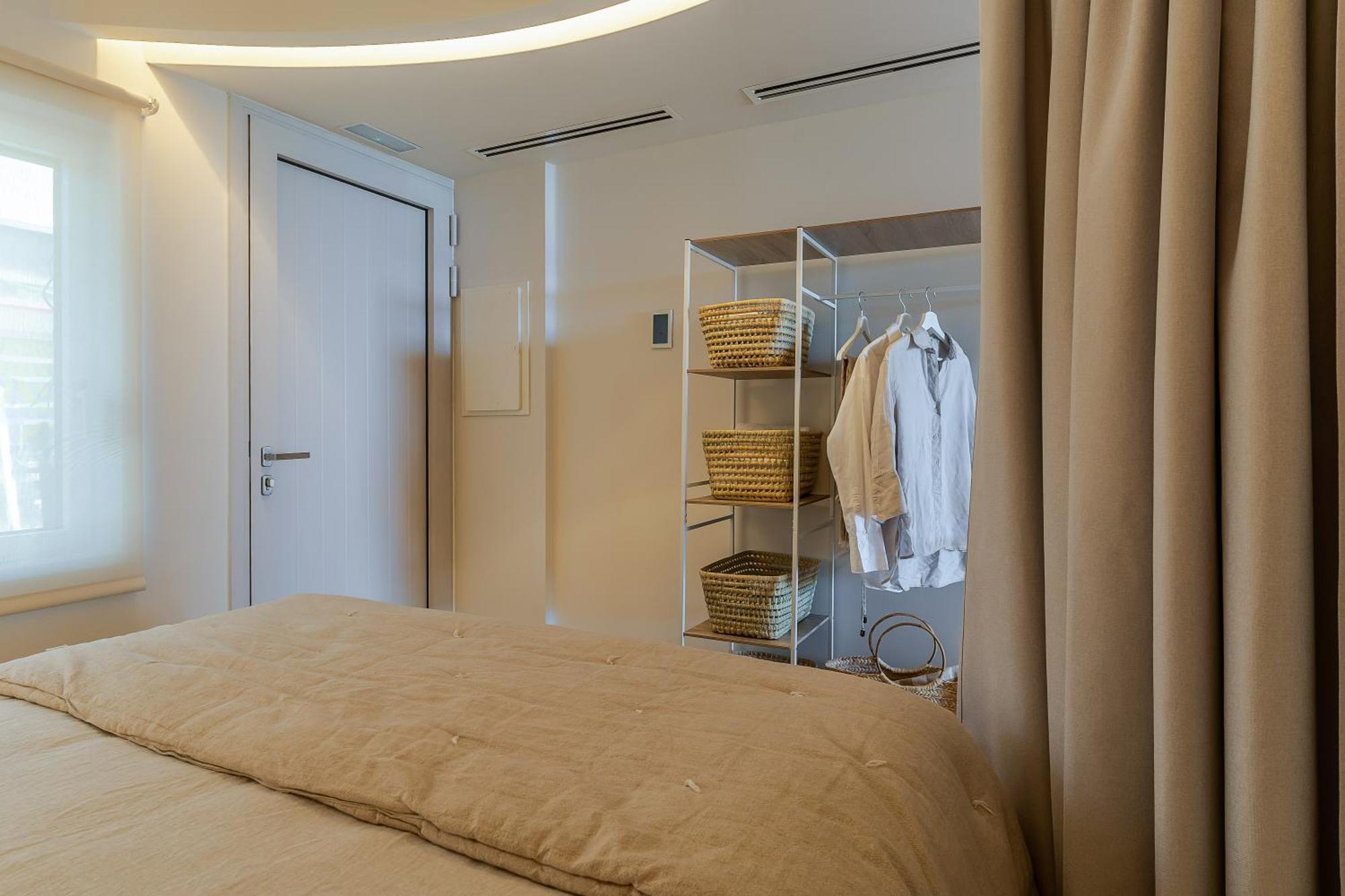 Apartamentos Azul Castelldefels Luaran gambar