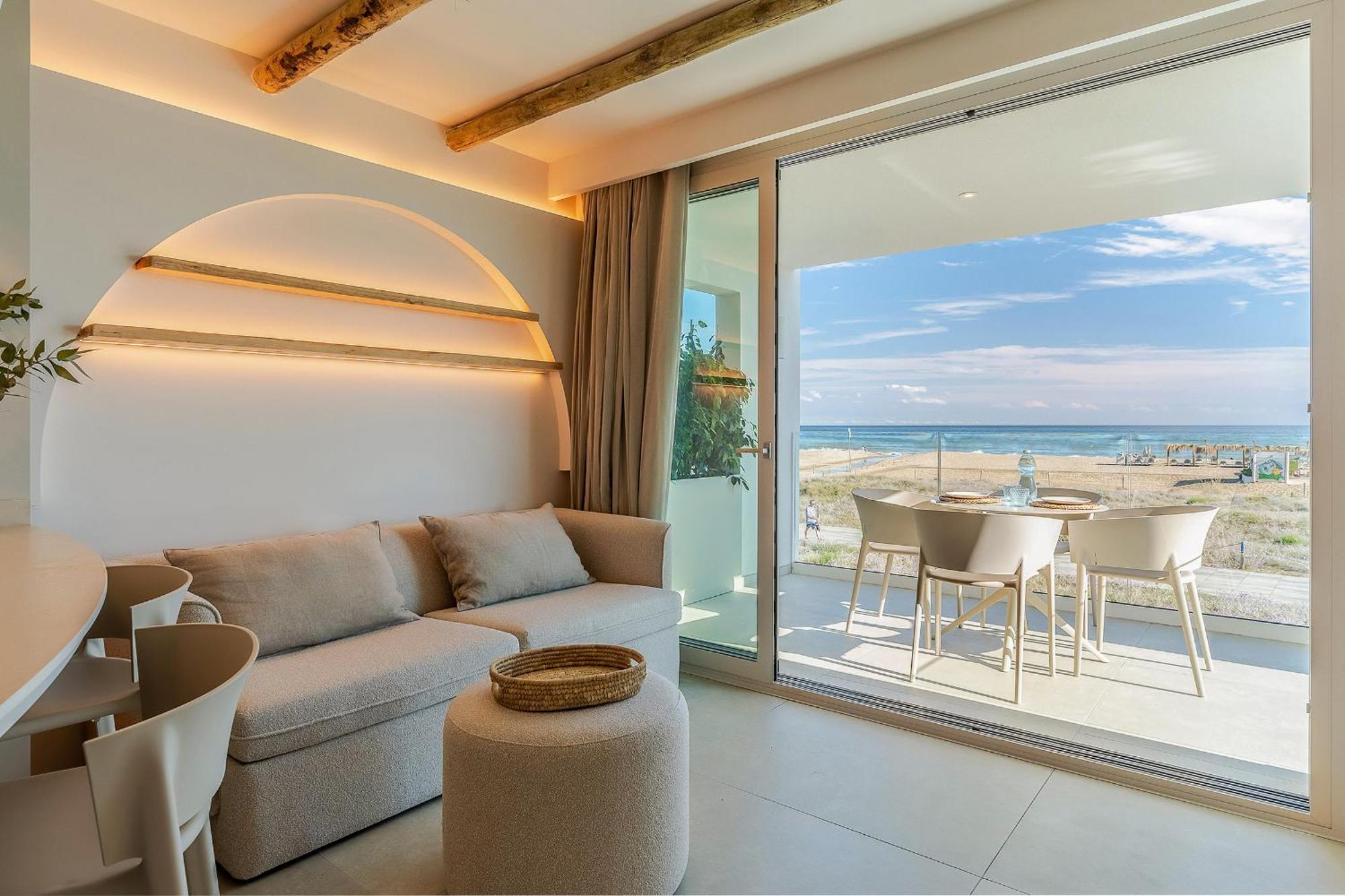 Apartamentos Azul Castelldefels Luaran gambar